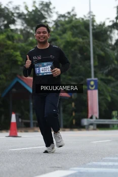 Runner Photo 3875658
