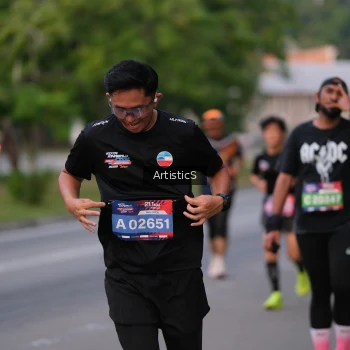 Runner Photo 3875672