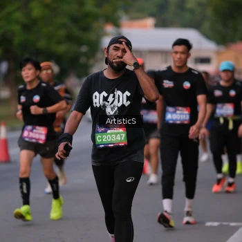 Runner Photo 3875674