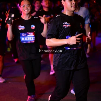 Runner Photo 3875678
