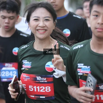 Runner Photo 3875685