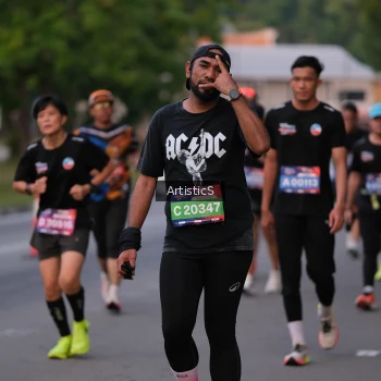 Runner Photo 3875712