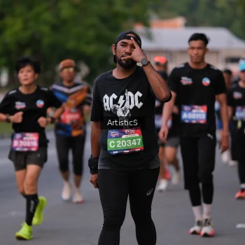 Runner Photo 3875737