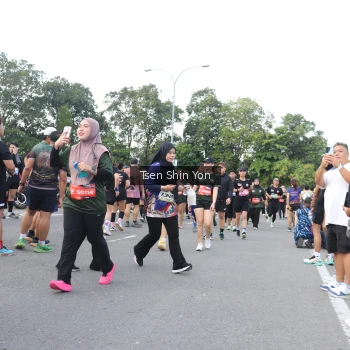 Runner Photo 3875738