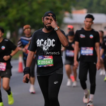 Runner Photo 3875778