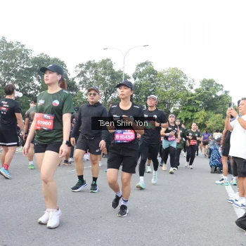 Runner Photo 3875783