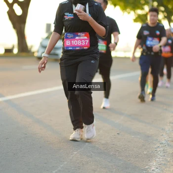 Runner Photo 3875851
