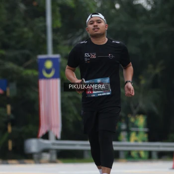 Runner Photo 3875852