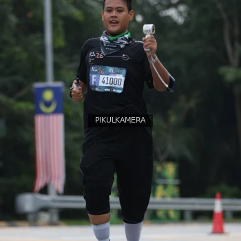 Runner Photo 3875948