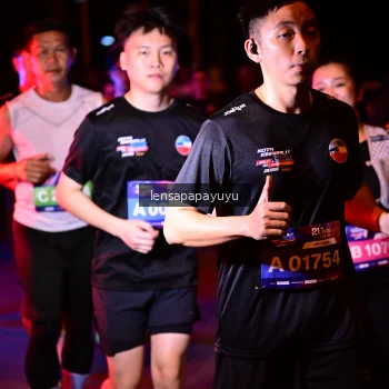 Runner Photo 3875986