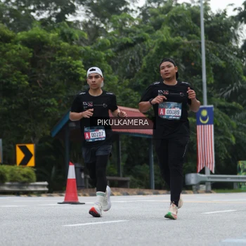 Runner Photo 3876011