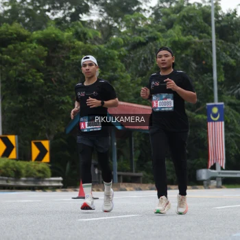 Runner Photo 3876017