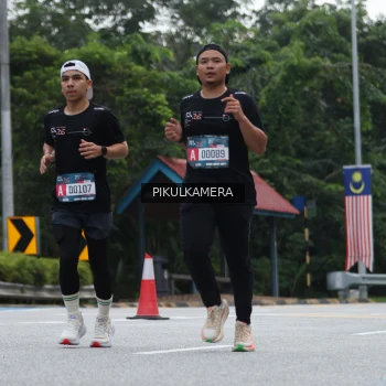 Runner Photo 3876038