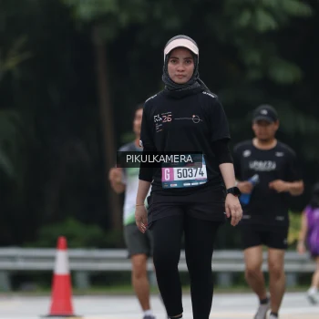 Runner Photo 3876073