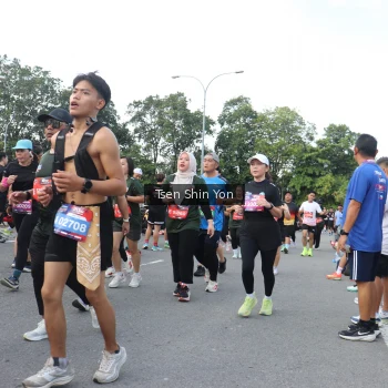 Runner Photo 3876109
