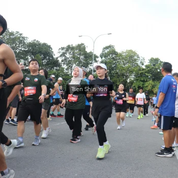 Runner Photo 3876115