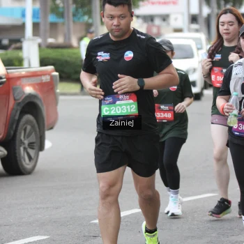 Runner Photo 3876172