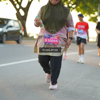 Runner Photo 3876210