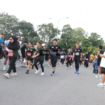 Runner Photo 3876242