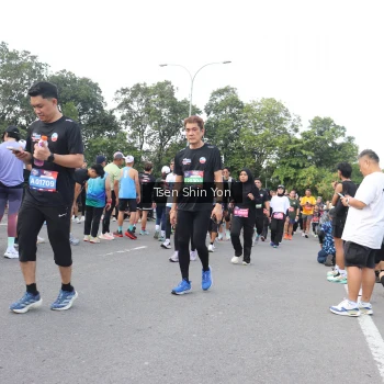Runner Photo 3876248