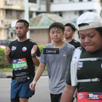 Runner Photo 3876265