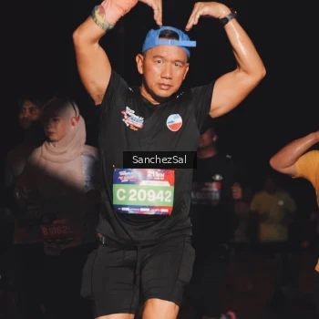 Runner Photo 3876267