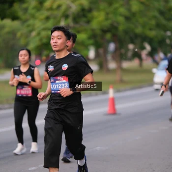 Runner Photo 3876336
