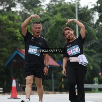 Runner Photo 3876343