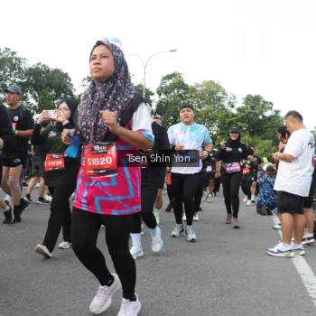 Runner Photo 3876412