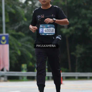 Runner Photo 3876416