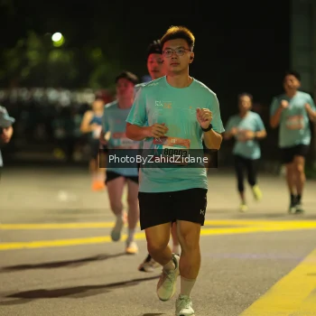 Runner Photo 3876453