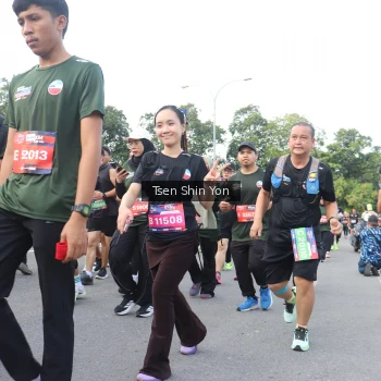 Runner Photo 3876555