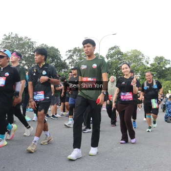 Runner Photo 3876556