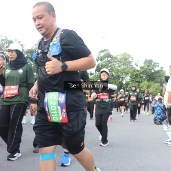 Runner Photo 3876571