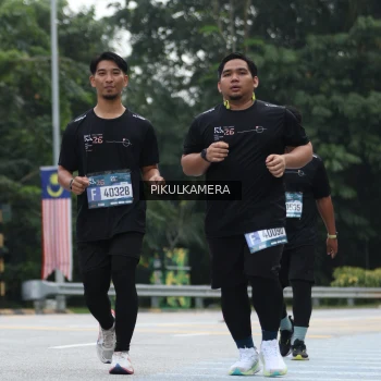 Runner Photo 3876576