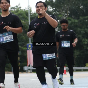 Runner Photo 3876579