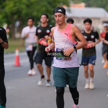 Runner Photo 3876591