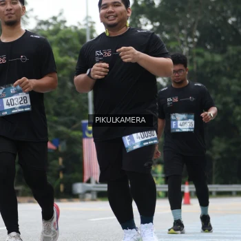 Runner Photo 3876592