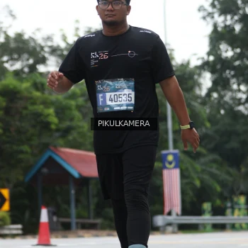 Runner Photo 3876596