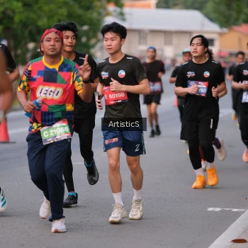 Runner Photo 3876625