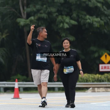 Runner Photo 3876634