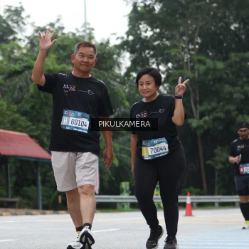 Runner Photo 3876671