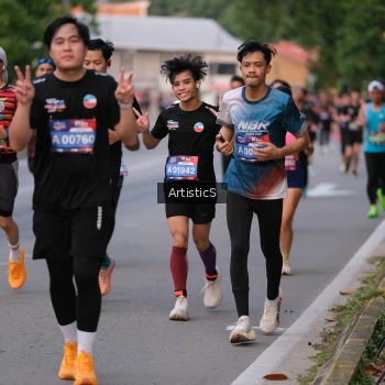 Runner Photo 3876709