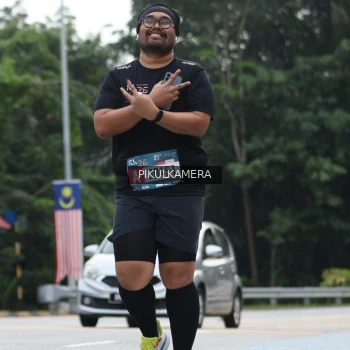 Runner Photo 3876747