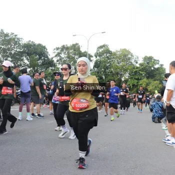 Runner Photo 3876750