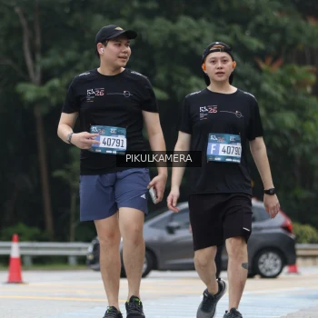 Runner Photo 3876760