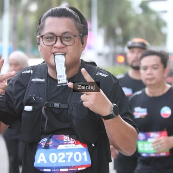 Runner Photo 3876764