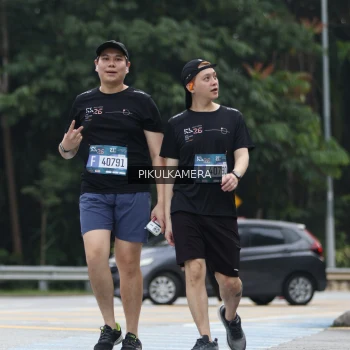Runner Photo 3876766