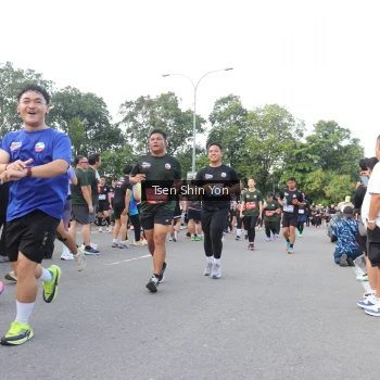 Runner Photo 3876770