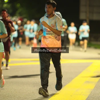 Runner Photo 3876779